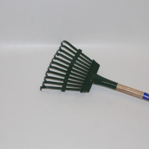 RA-8113 MINI SHRUB RAKE 11 TINE WD HNDL