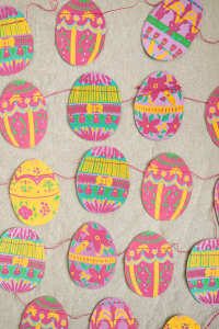 GARLAND Easter Eggs