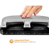 Bostitch&reg; EZ Squeeze&trade; Three-Hole Punch 20 sheets