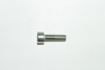 5 X 16 STAINLESS SOCKET CAP BOLT