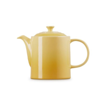 Le Creuset 1.3L Grand Teapot Camomille