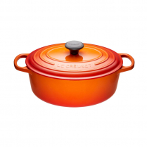 LE CREUSET OVAL FRENCH OVEN 4.7L FLAME