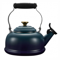LE CREUSET 1.6L CLASSIC WHISTLING KETTLE AGAVE