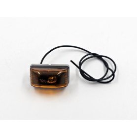 FEATHERLITE LIGHT C/M 12V RECT 1X2 STUD AMBER PLAIN