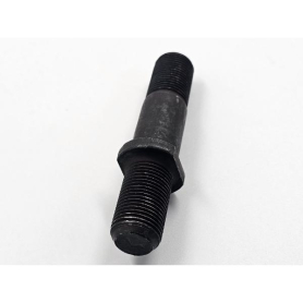 WHEEL STUD