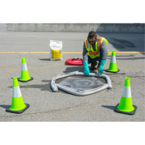 SDS934 TRAFFIC CONE, LIME GREEN, 18" HIGH W/COLLAR