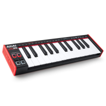 CLAVIER PERFORMANT PORTABLE AKAI