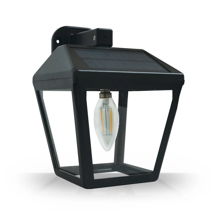 Solar deals coach lantern